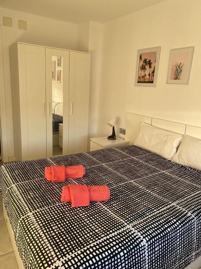 Apartamento Frente Al Mar Con Piscina Мальграт-де-Мар Экстерьер фото