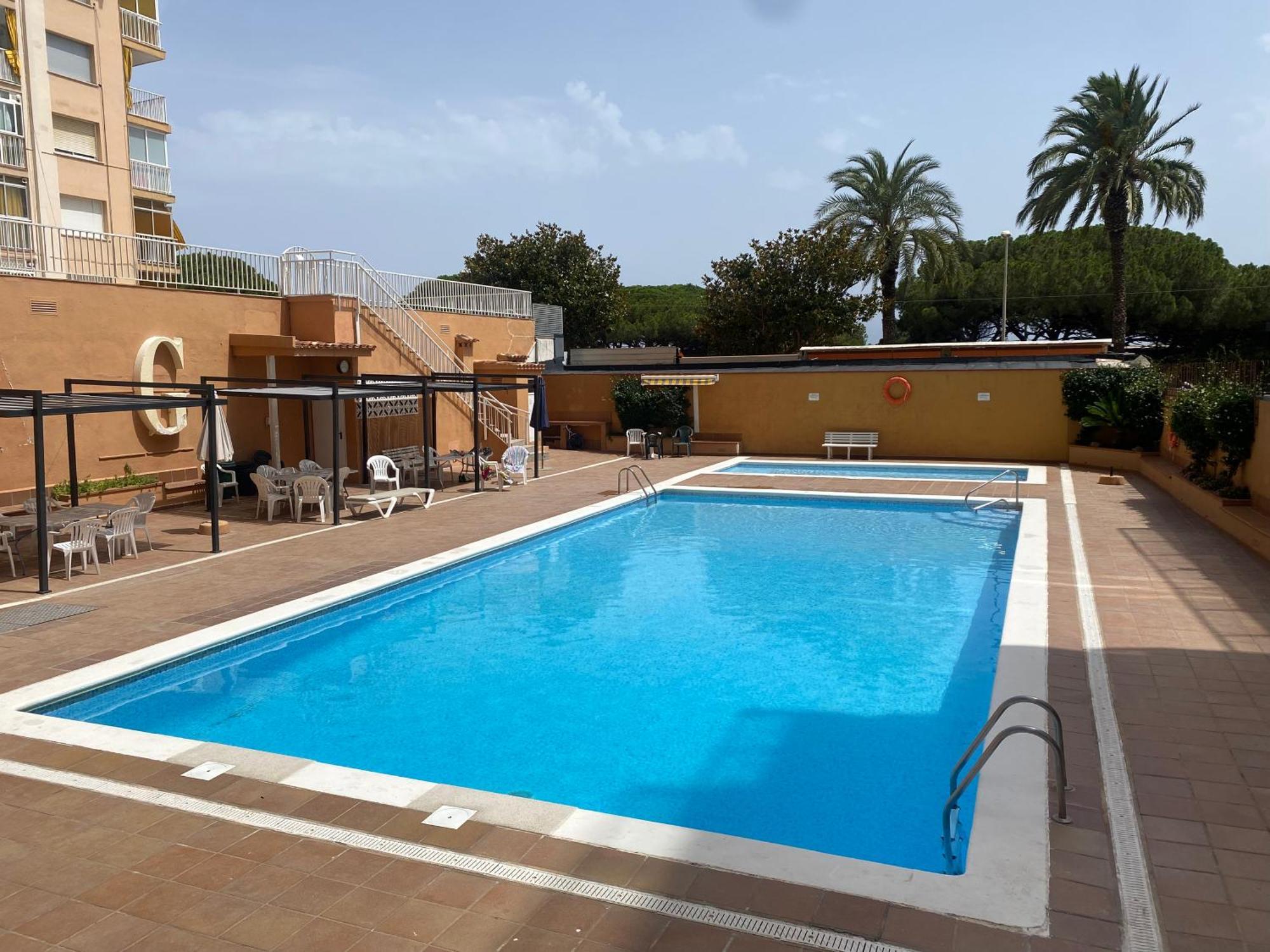 Apartamento Frente Al Mar Con Piscina Мальграт-де-Мар Экстерьер фото